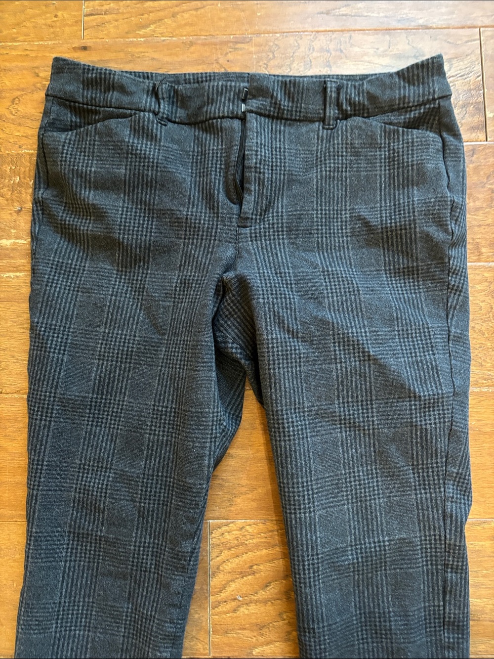 Old Navy Black Gray Plaid Pixie Skinny Pants